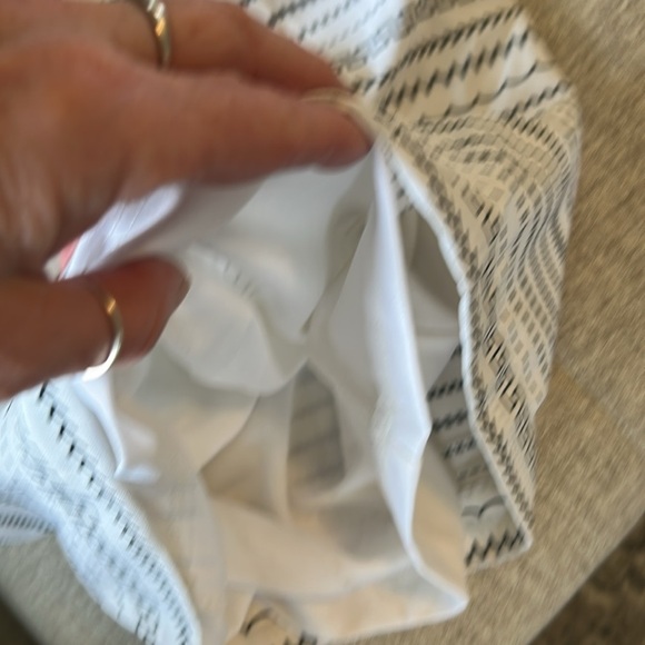 BEBE SMOCKED WAIST HALTER WHITE/BLACK  JUMPSUIT SIZE S - Picture 5 of 12